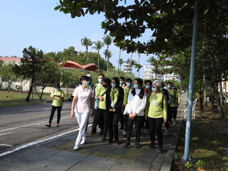 109.11.18「認識及照護失智－行政院國軍退輔會岡山榮民之家」參訪(深耕)
